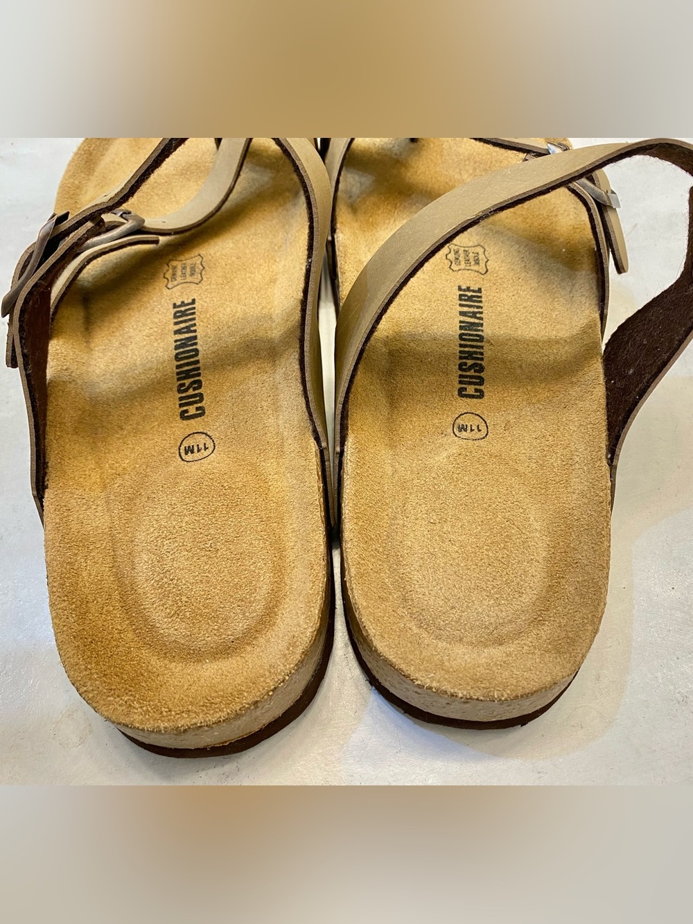NEW…Cushionaire Woman Luna cork footbed, never worn Size 11M perfect bottom - Picture 3 of 10